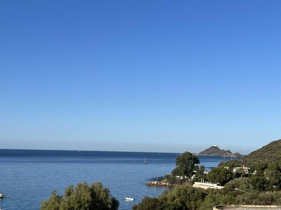 Bel App T2 En Bord De Mer Vue Sanquinaires Piscine Ajaccio  Exterior photo